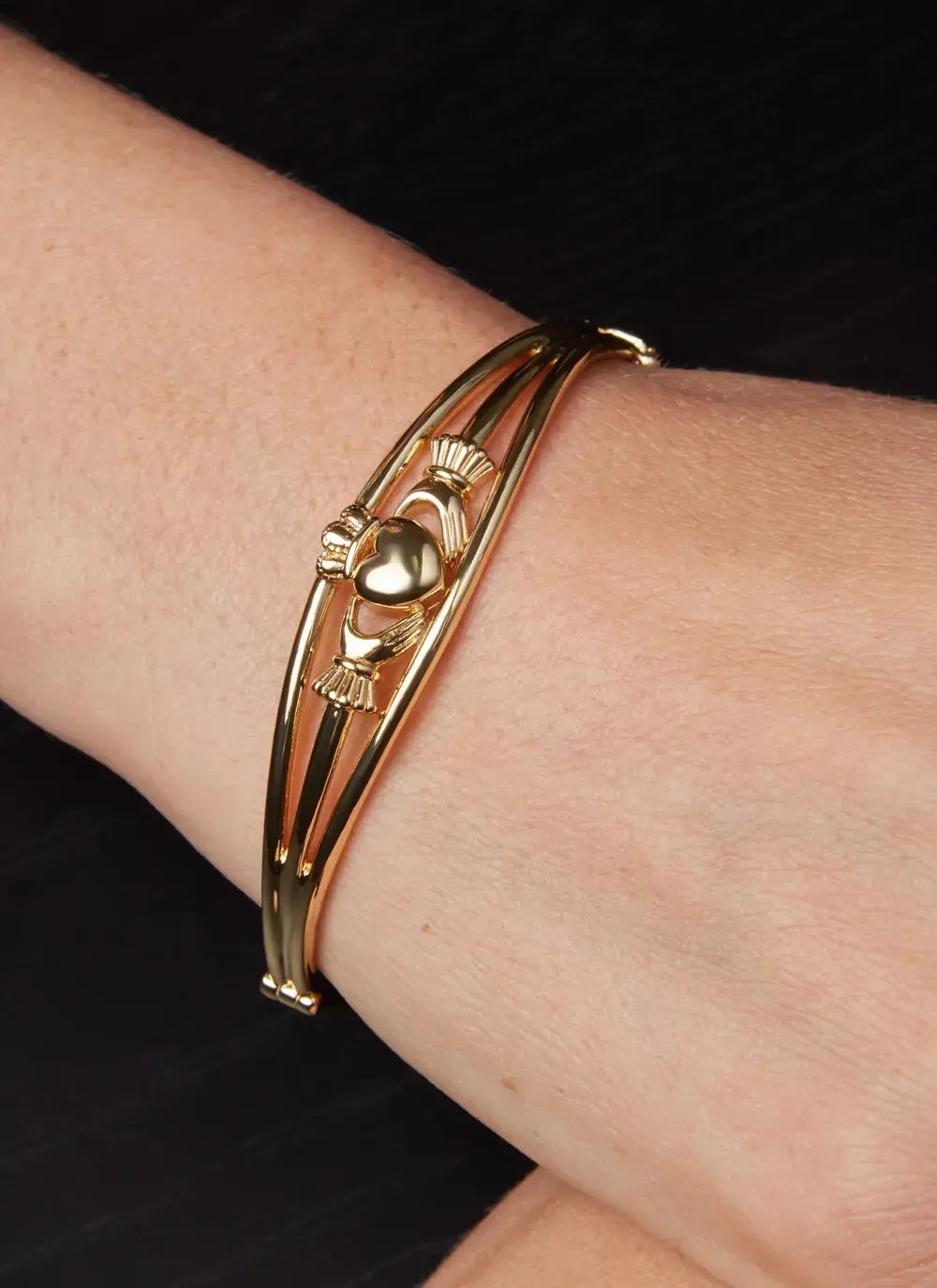 Claddagh Bangle 
